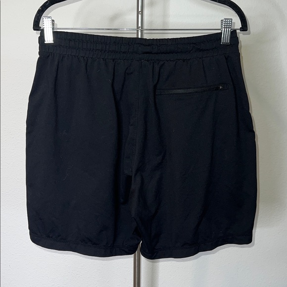 Vuori Ponto Dreamknit Active Leisure Shorts - Picture 2 of 3